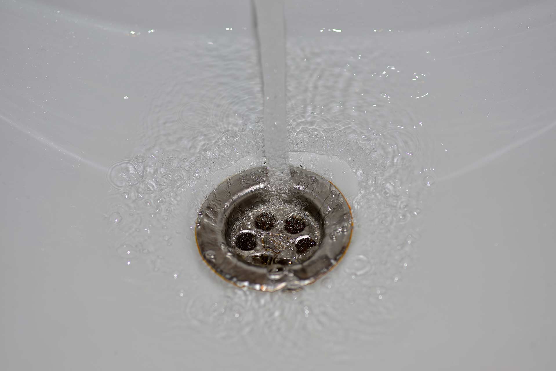 A2B Drains provides services to unblock blocked sinks and drains for properties in Gloucester.